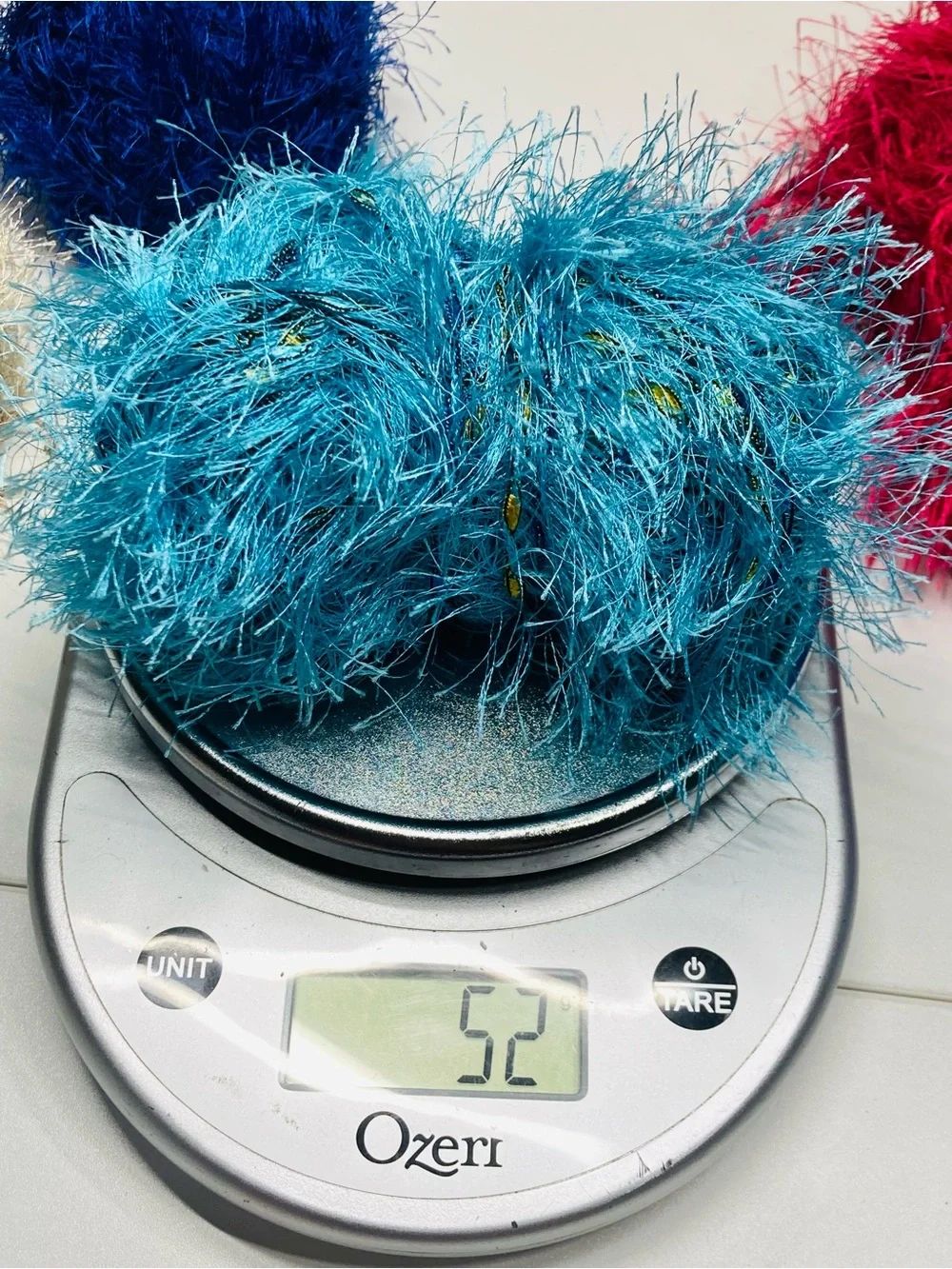 394 g / 13.4 oz Untagged Fun Fur Multicolor Eyelash Yarn Bundle